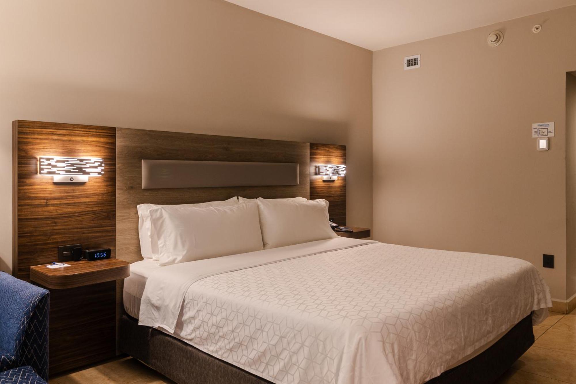 Holiday Inn Express Tapachula By Ihg Exterior foto