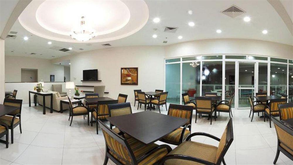 Holiday Inn Express Tapachula By Ihg Exterior foto
